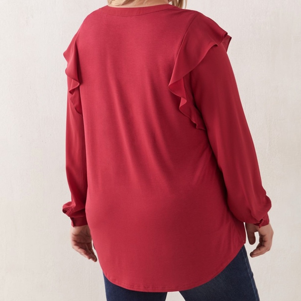 NWT Penningtons Red Mixed Media Blouse With Ruffle Shoulders - Picture 2 of 14